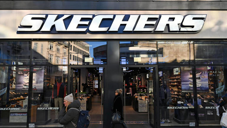 Get Skechers’ comfy $45 ballet flats with sparkling crystals for fall ...