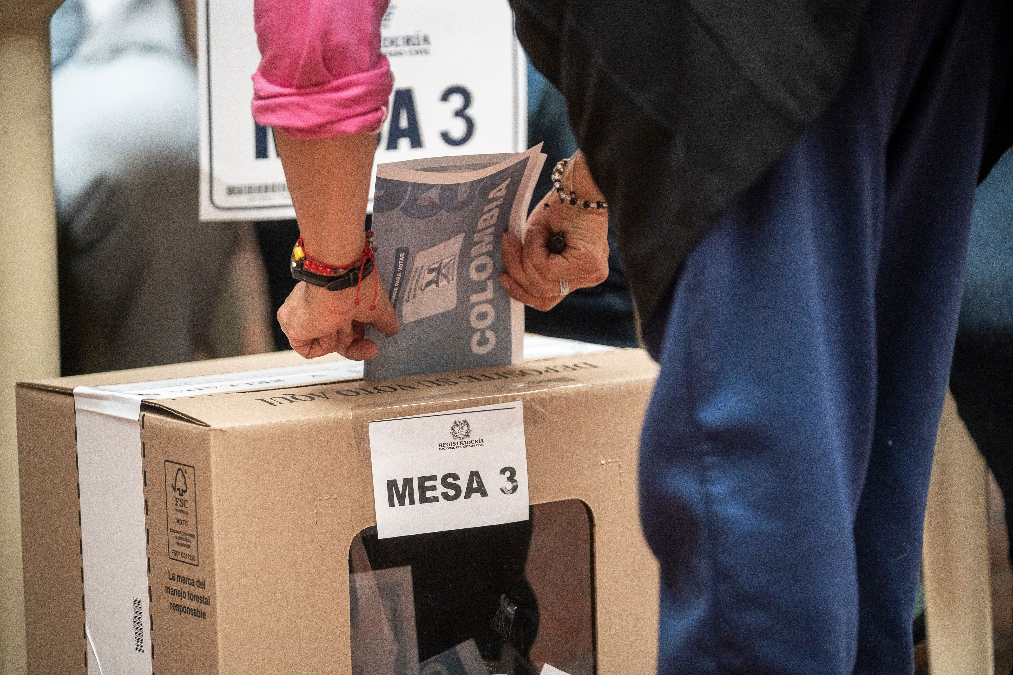 Votaciones en el exterior en Colombia para la segunda vuelta: fechas ...