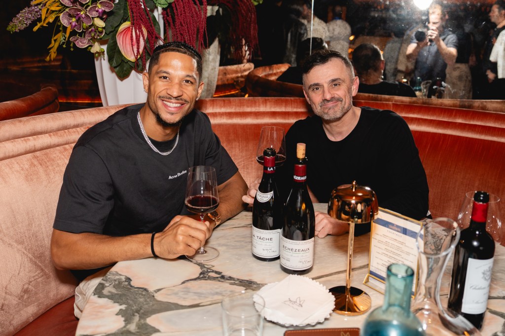 Inside New York Knicks’ victory party at private club: Celebrity ...