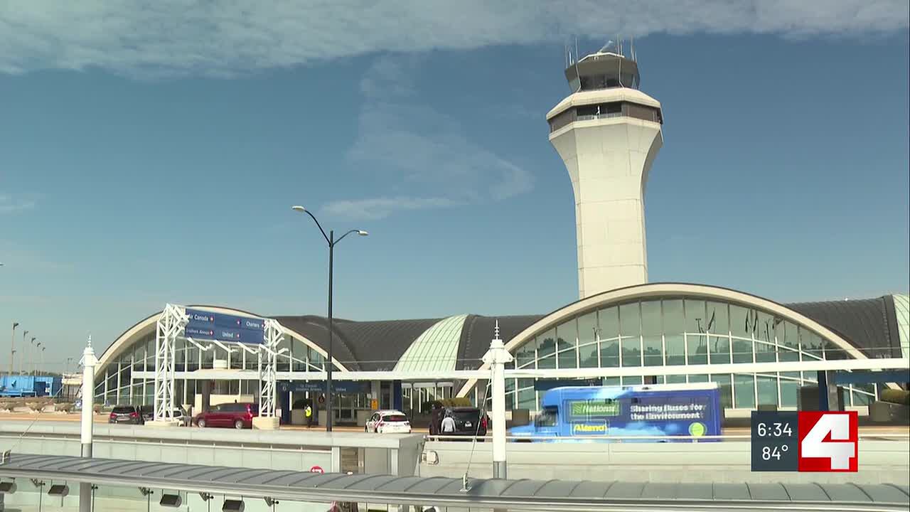 Lambert Airport security officers ratify first union contract after 8 ...