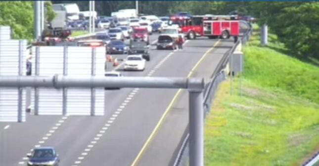 Two-vehicle crash closes lanes on Route 2 in East Hartford
