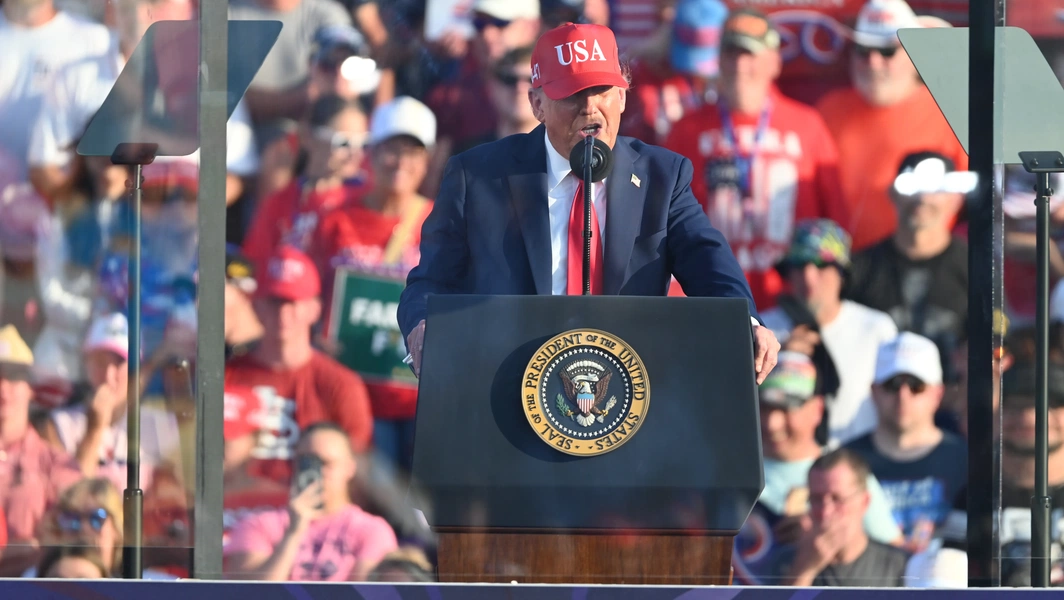 Trump to host July 4 rally on National Mall