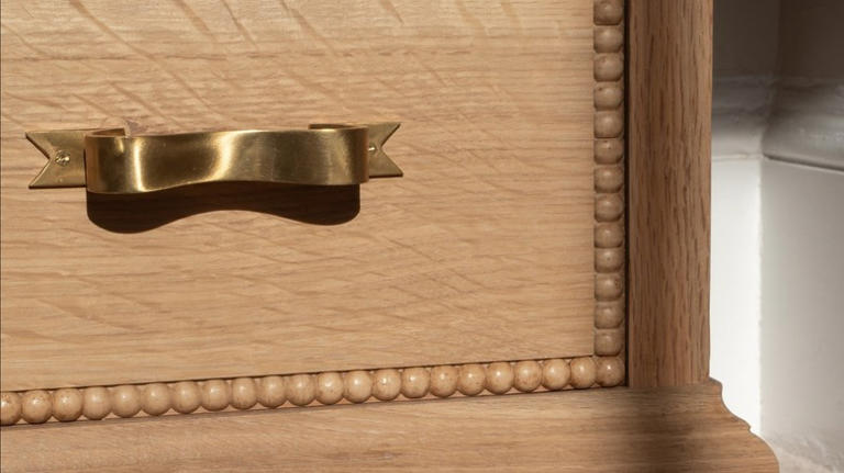 Ditch traditional stain: Here's an idea to add visual interest to honey ...