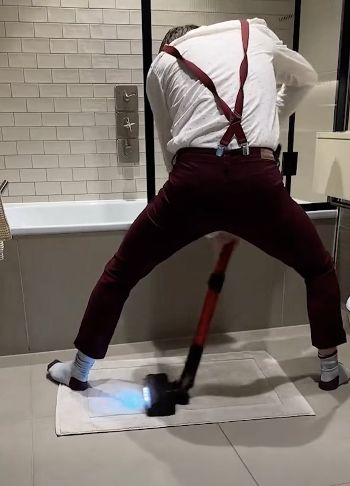 A quicker way to dry your pants