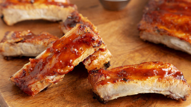 Set your oven to this temperature for fall-off-the-bone baby back ribs ...