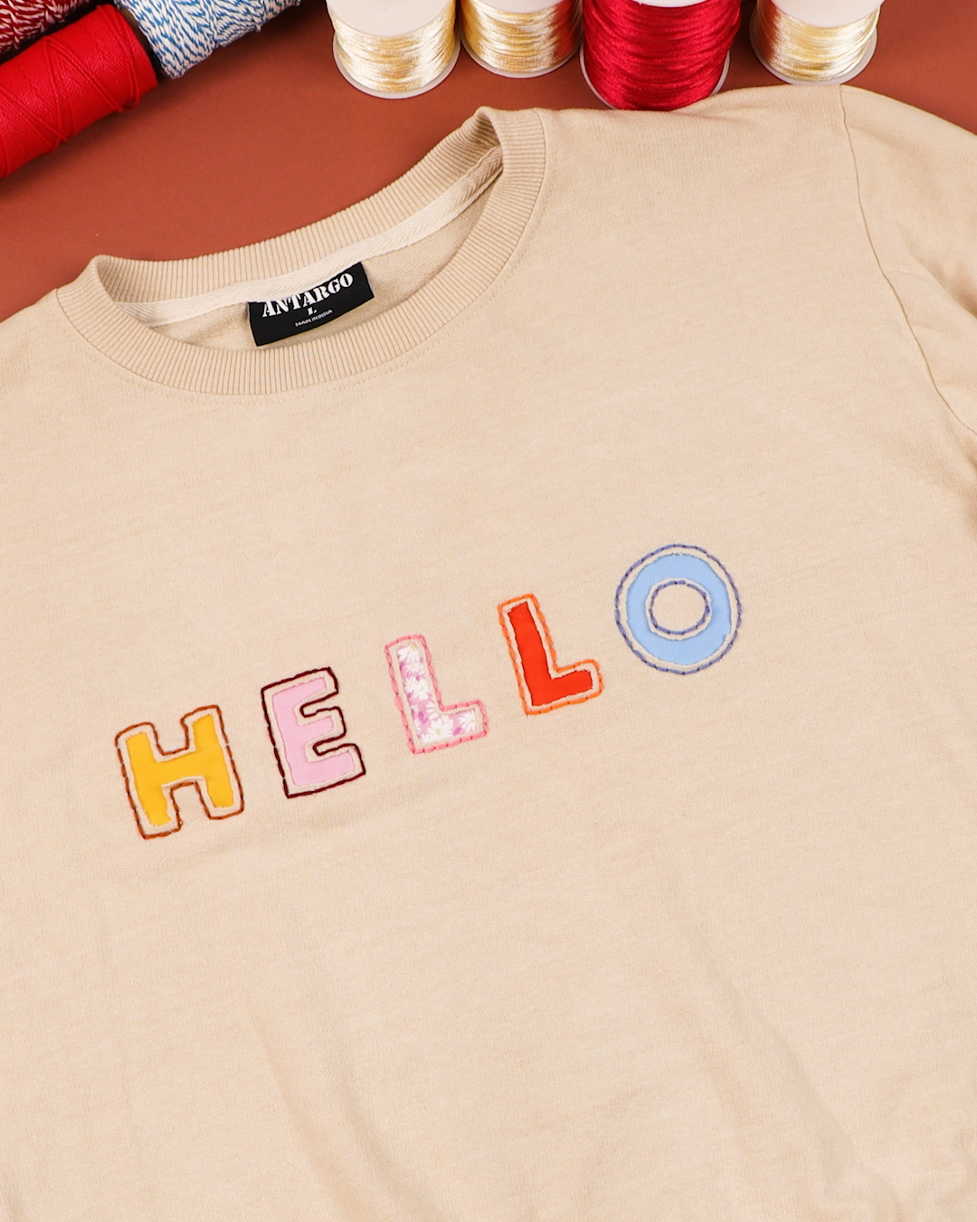Make your own statement hoodie👚🖌️