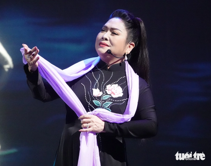 Phượng Hằng có giọng ca mà kép chánh khó lấn