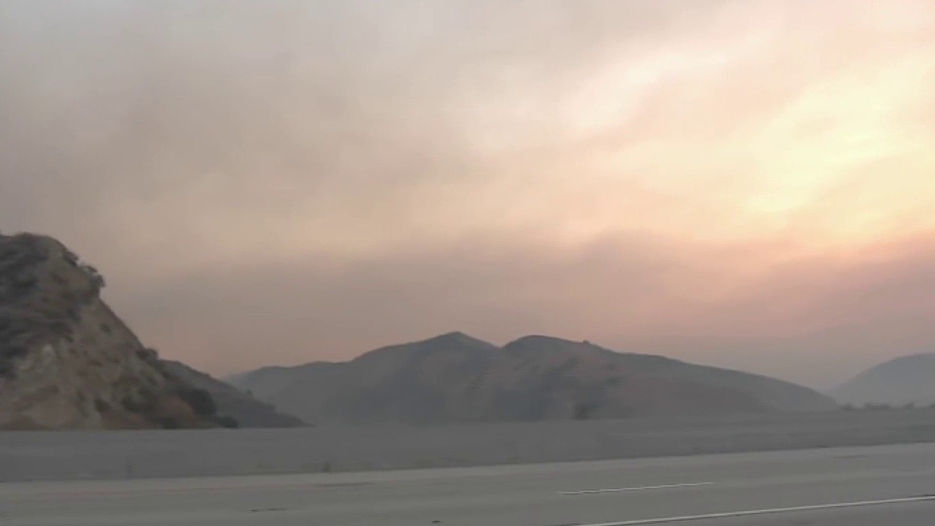 Shore fire in Riverside County burns more than 2,000 acres