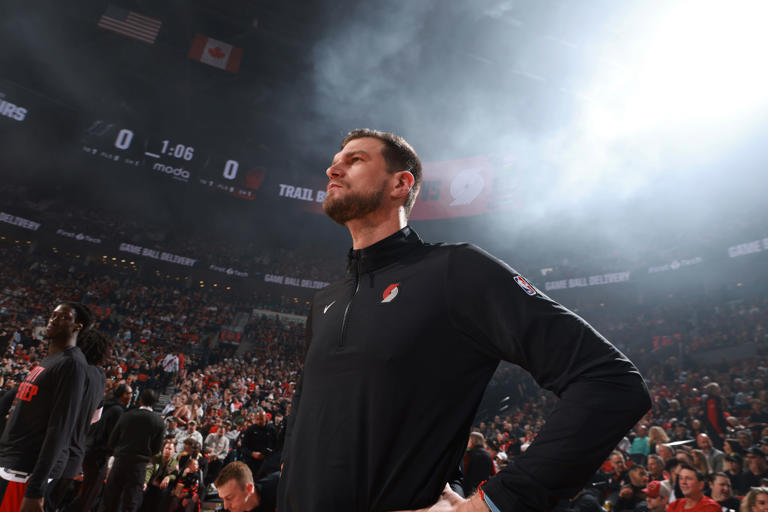 Chicago Bulls officially announce Tiago Splitter as new head coach