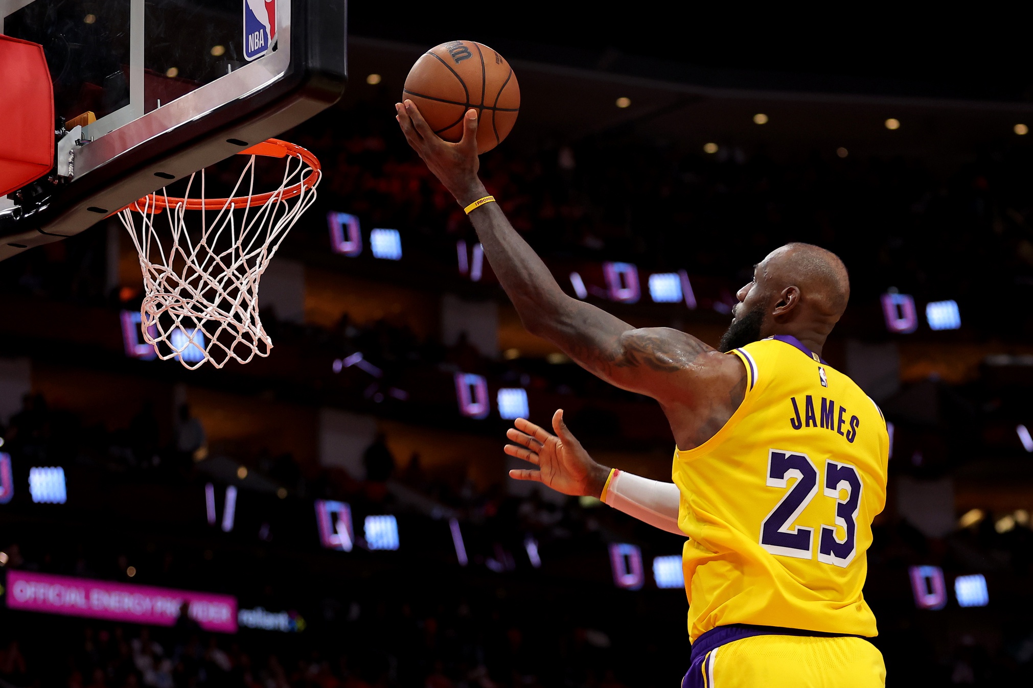 LeBron James, Andrew Wiggins, Julian Champagnie les ailiers à suivre — free download