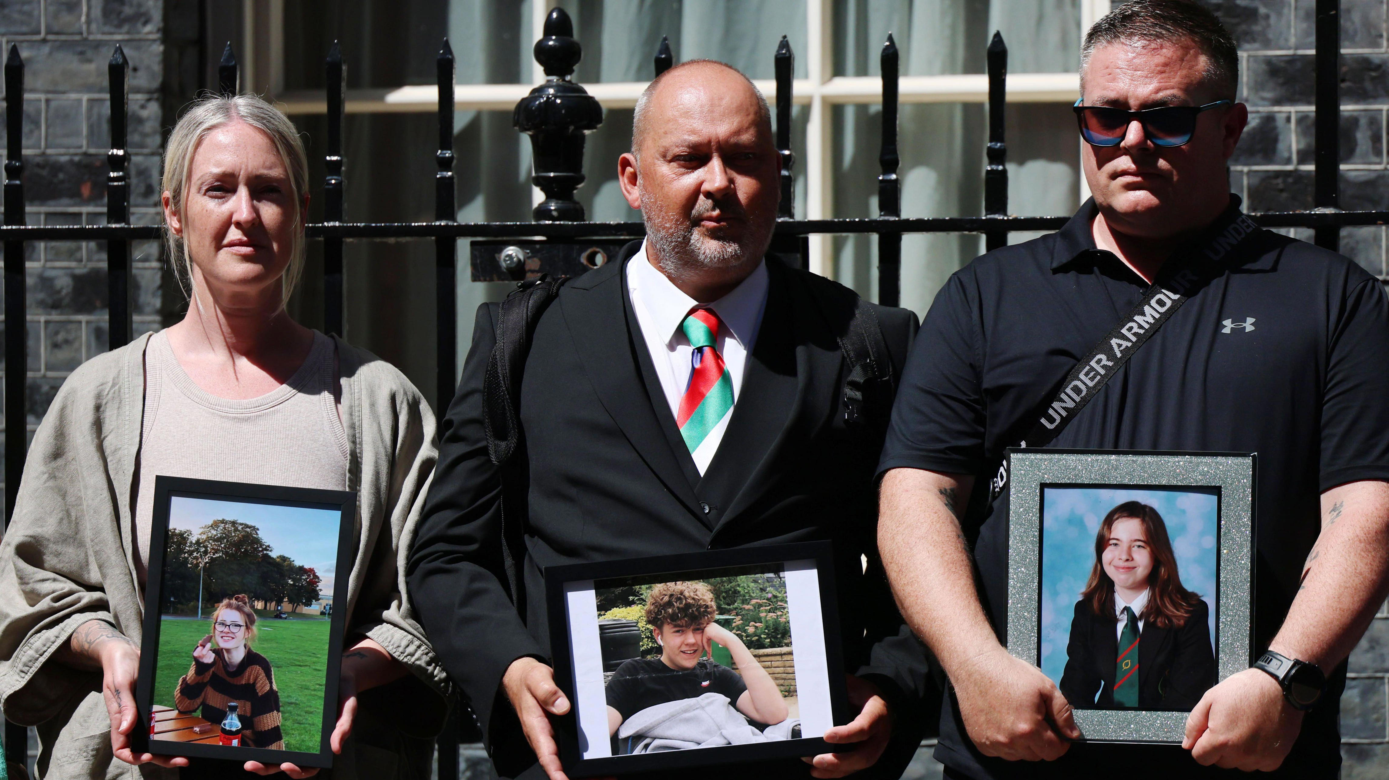 Murdered teen's father welcomes social media ban