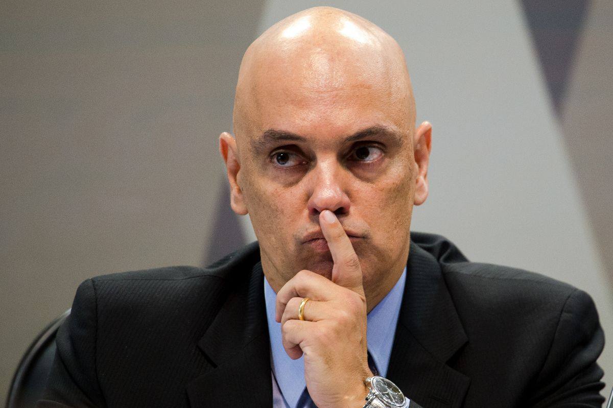 Reviravolta! Moraes toma atitude surpreendente e arquiva investigação contra Bolsonaro