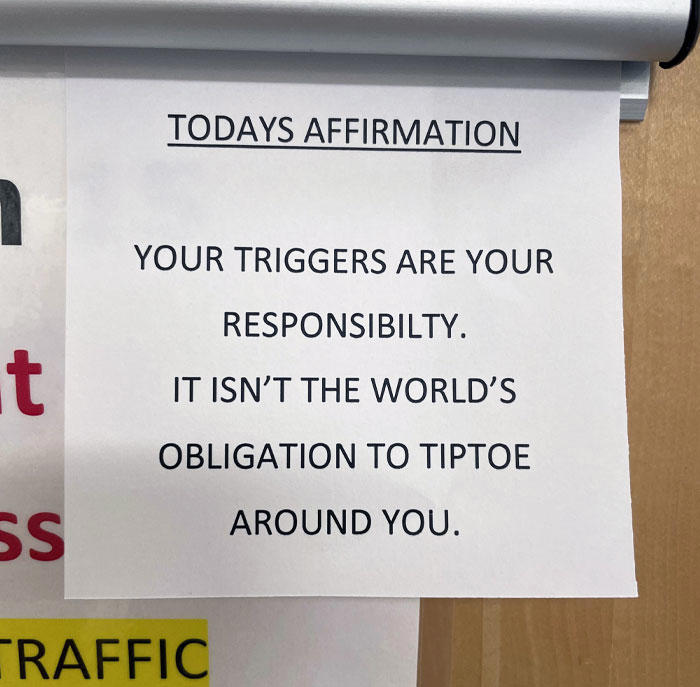 Zero motivation: 45 miserable office signs that ruined the motivation
