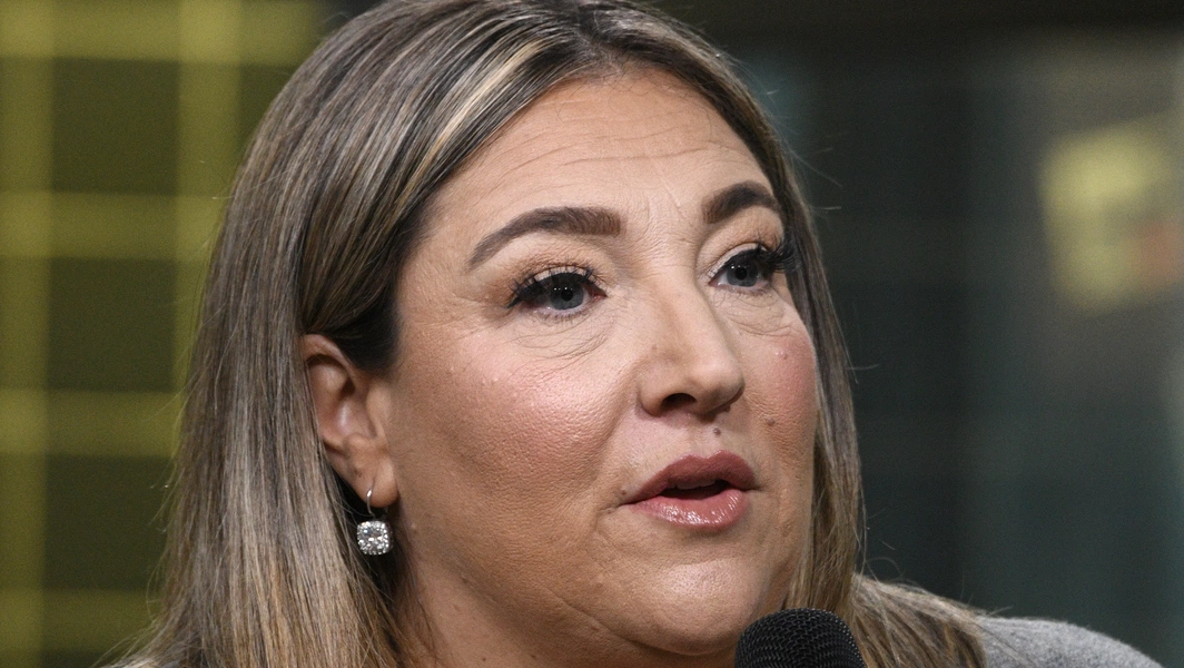 jo-frost-warns-delaying-life-skills-can-affect-independence