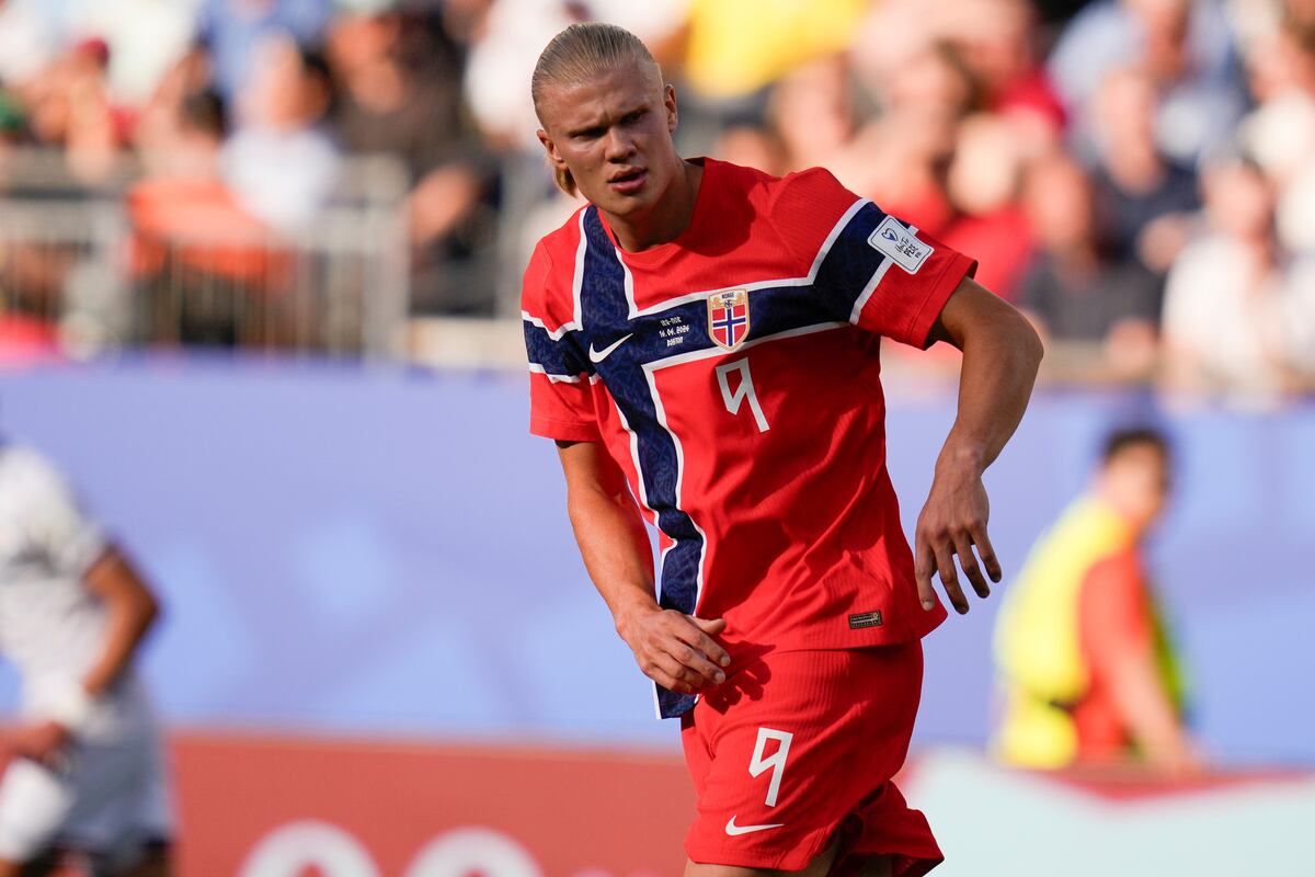erling-haaland-marca-su-primer-gol-en-un-mundial-y-comienza-a-escribir