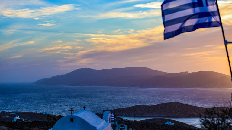 Τη νέα ταυτότητα της Ίου «αποκαλύπτει» οι Times