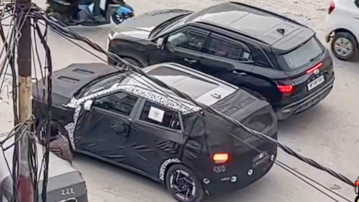 New Hyundai Creta looks much larger than the current SUV in latest spy shots
