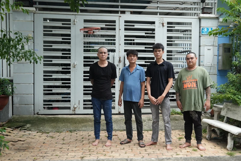 Bắt khẩn cấp 4 người đe dọa 'lấy mạng' hàng xóm ở TPHCM