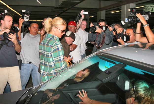 26 celebs who seem to hate their fans, according to their fans