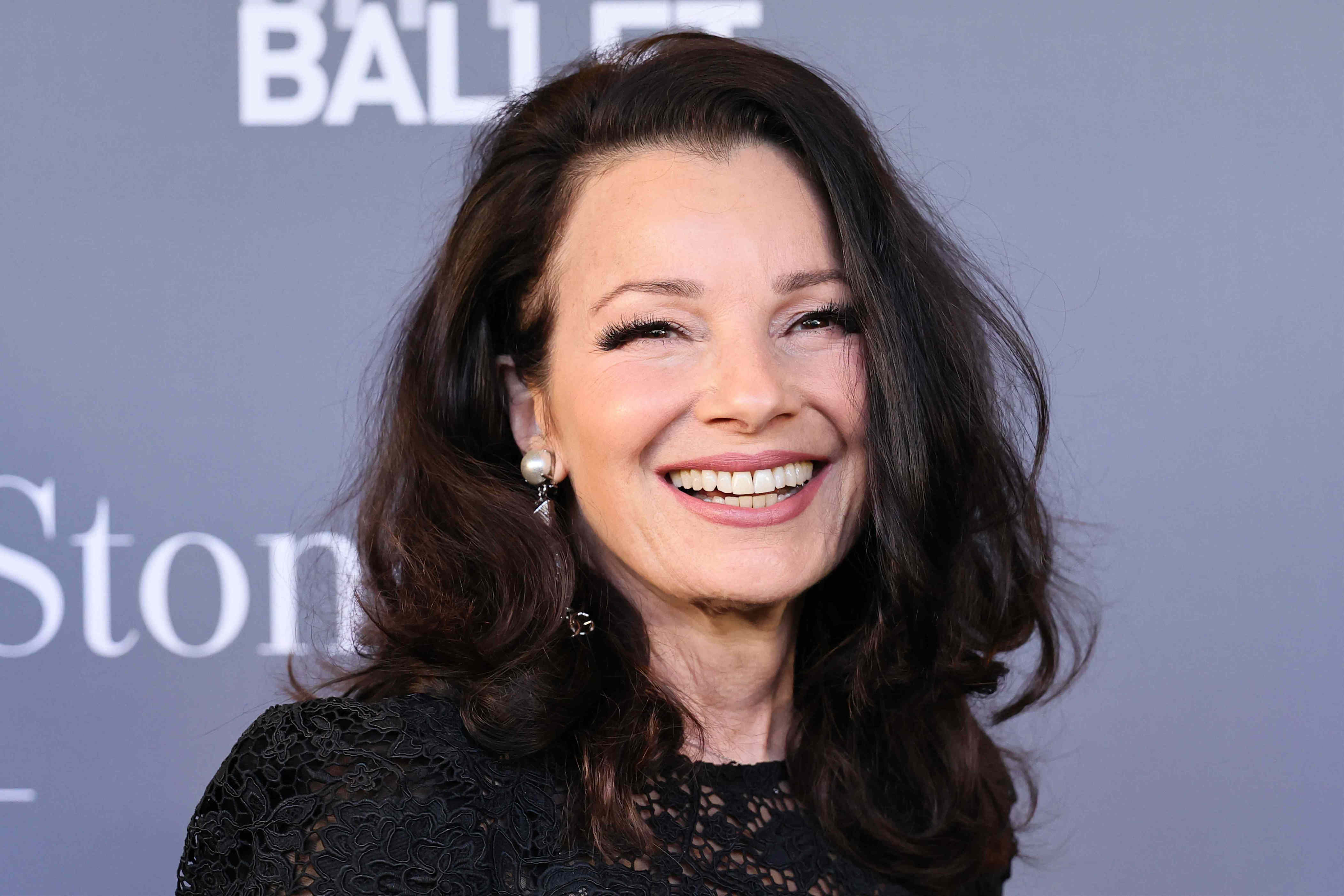 Fran Drescher taught a masterclass on how to look put-together while remaining comfy throughout long travel days