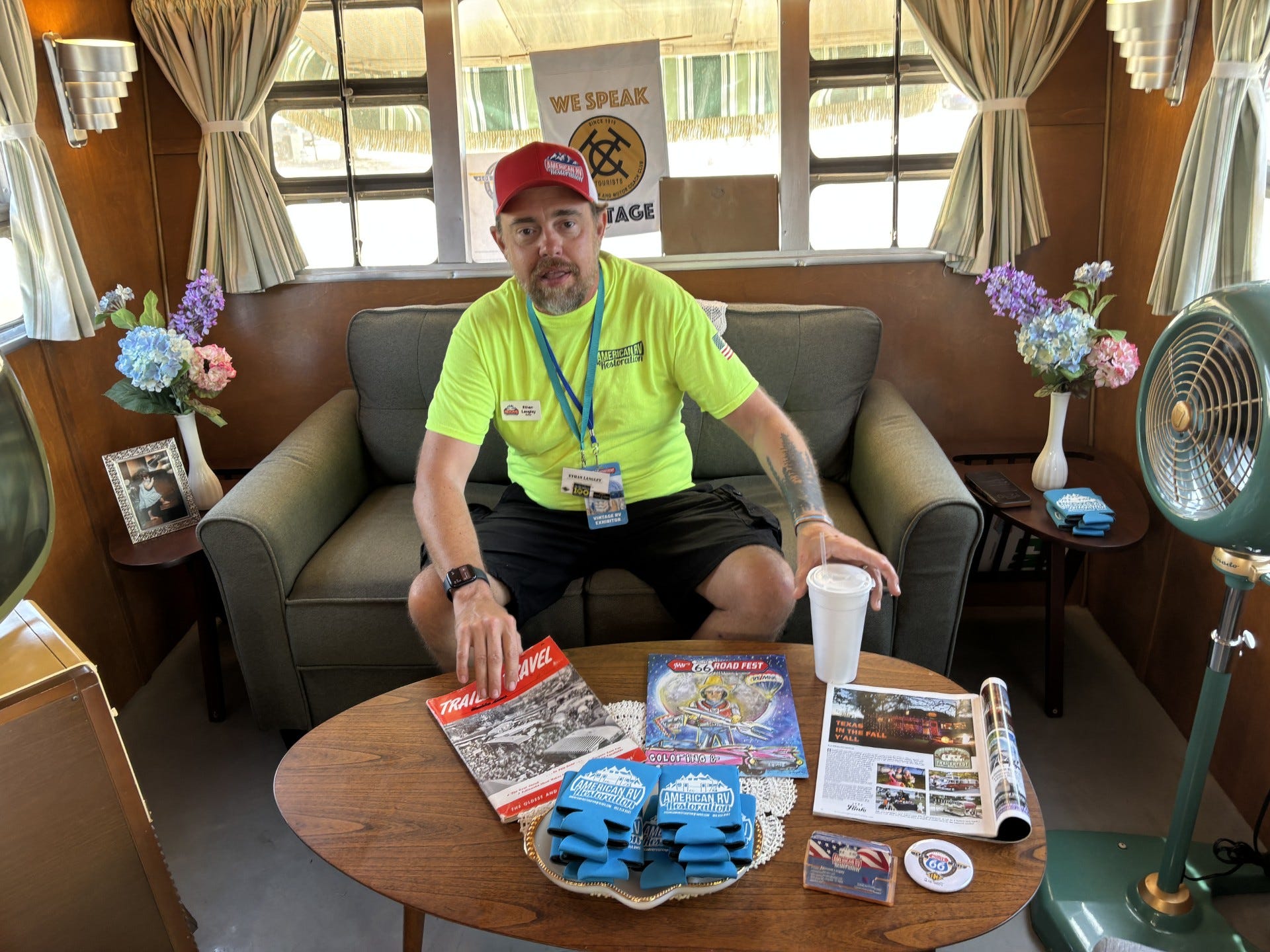 RV tin can caravan forms new friendships on Route 66 travels
