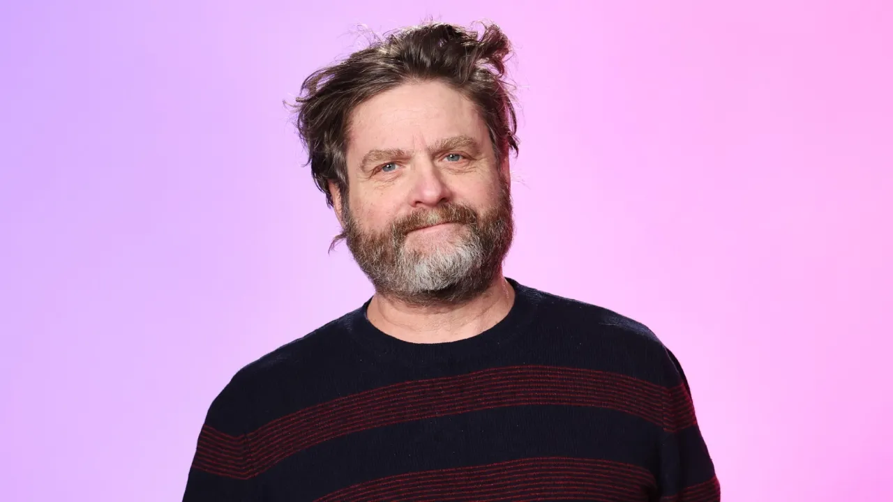 Unlikely Neighbors: 10 Reclusive Celebrities Living Normal Lives in Small Rural Areas