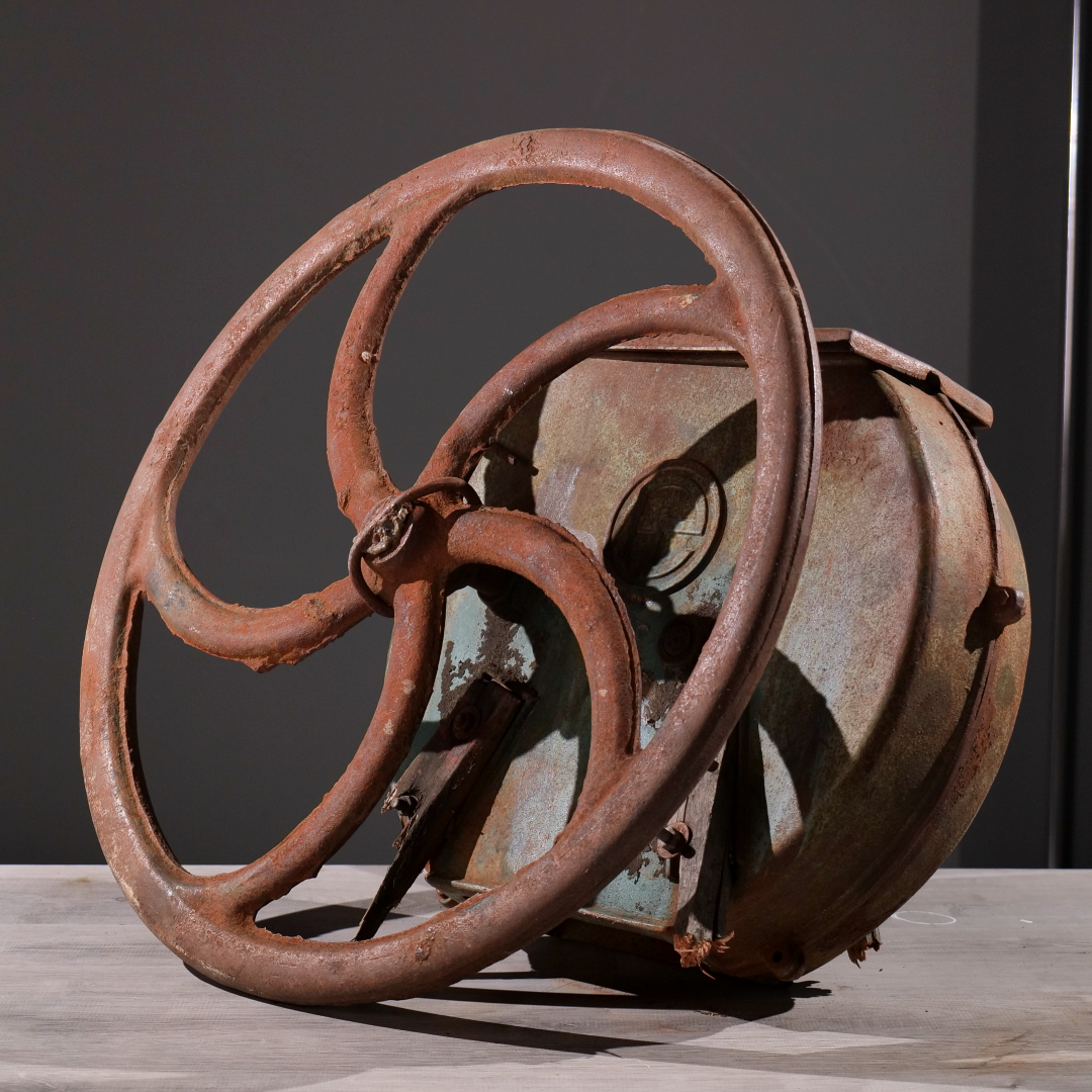 Restoration of an antique corn sheller!