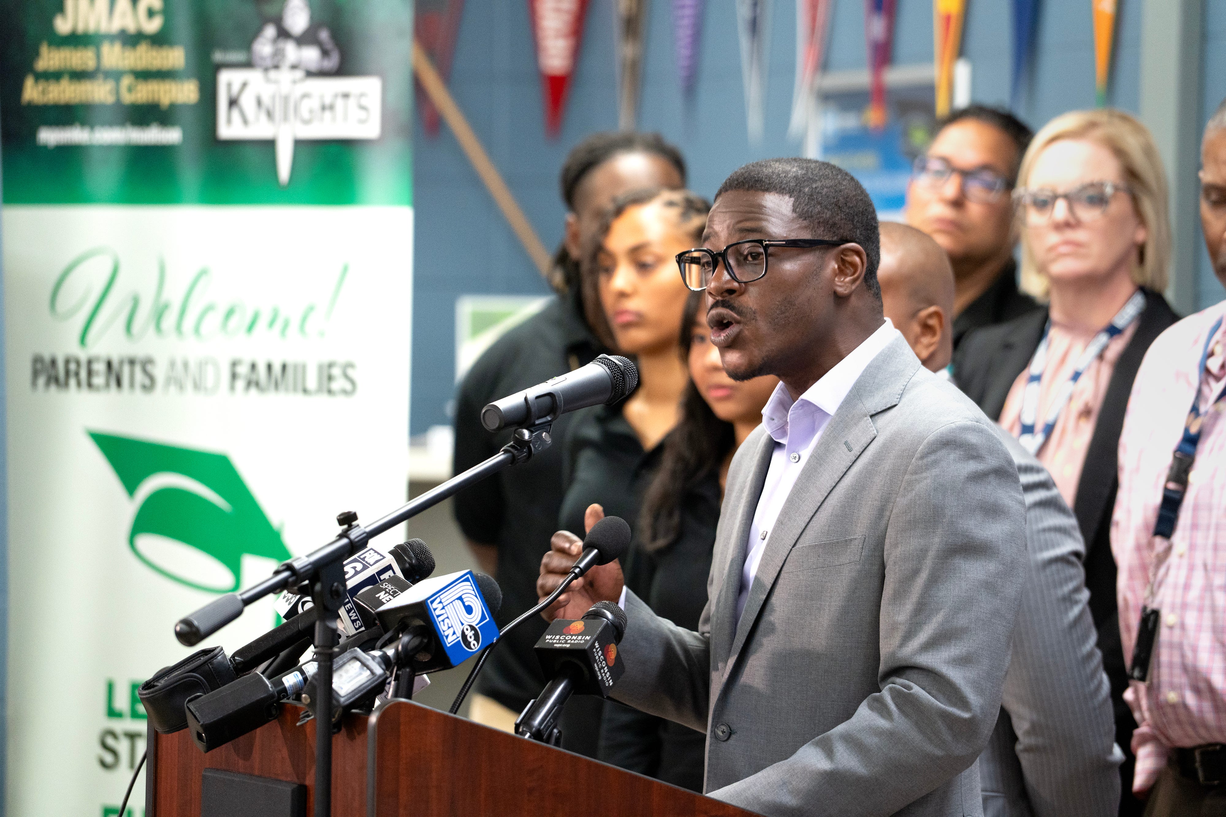 Longer hours, extra weeks among changes to Milwaukee youth safe sites