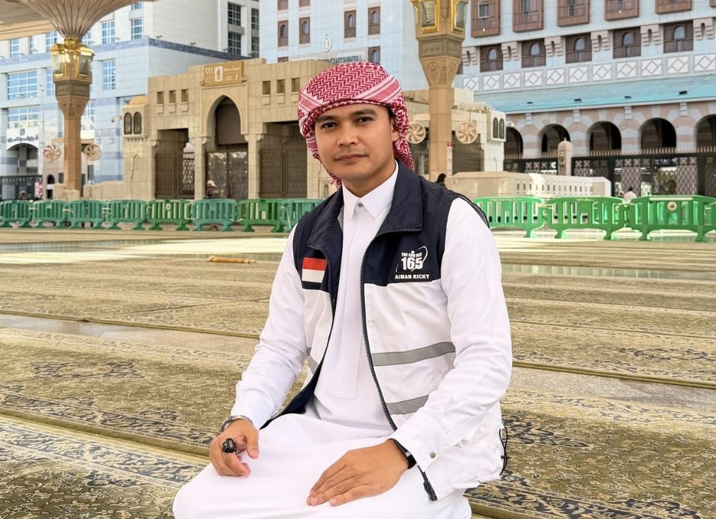 Momen paling haru Aiman Ricky di tanah suci, lihat semangat kakek yang ...