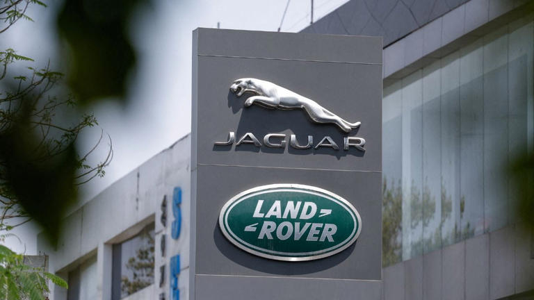 JLR targets double-digit revenue growth, bets on US market and flexible ...