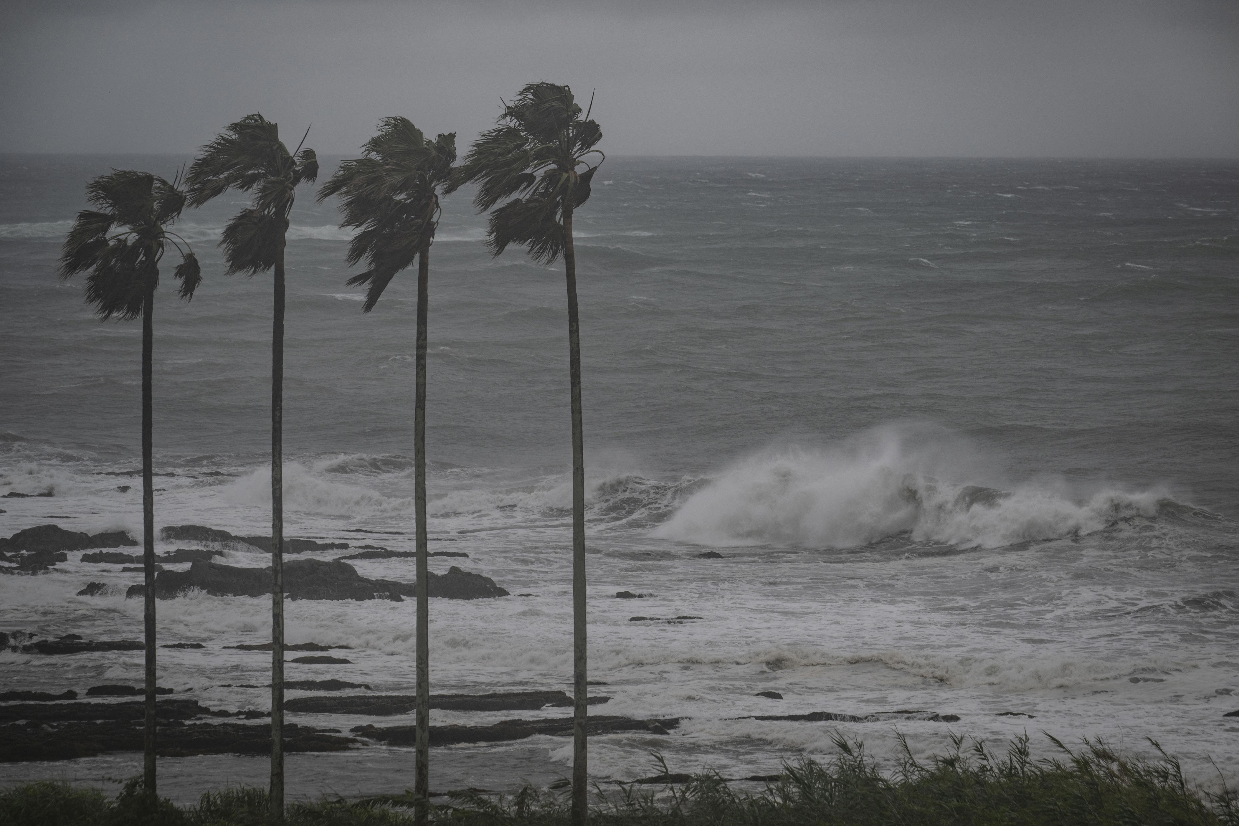 Tropical Storm Arthur first named storm of Atlantic hurricane season