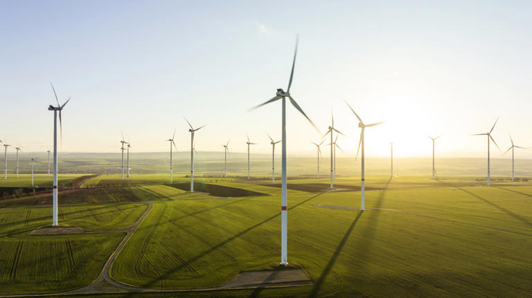How many wind turbines would it take to replace a nuclear reactor?