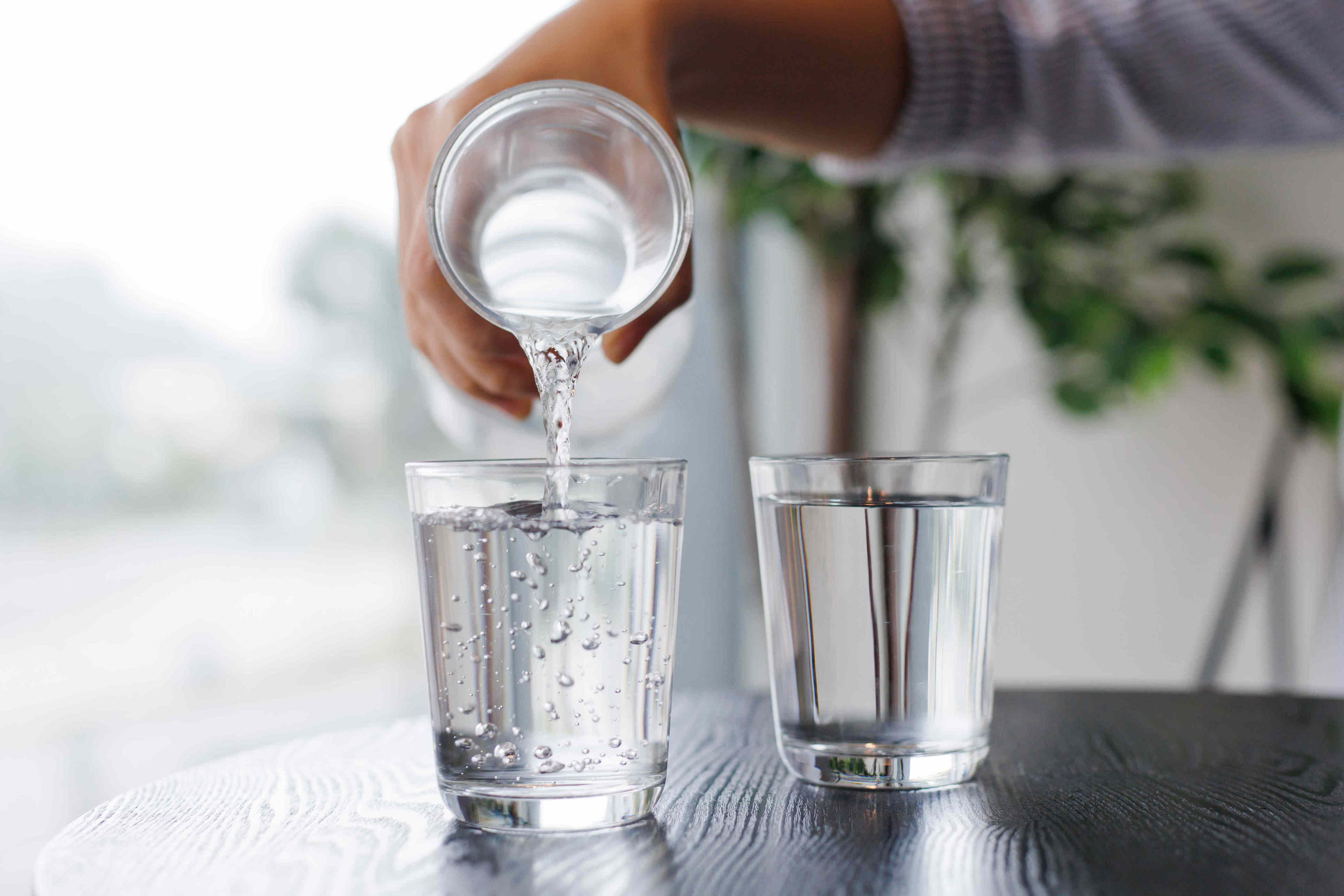 Water quality experts say these are the only filter pitchers worth buying—here’s what they look for