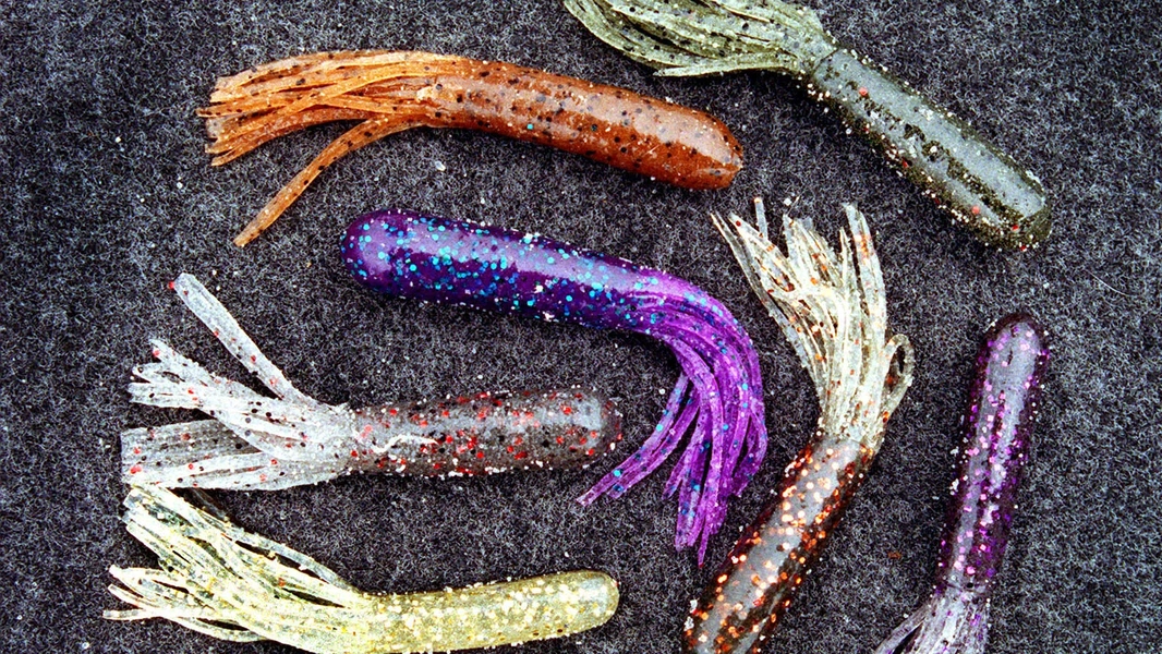 5 effective lures for bass spawning season