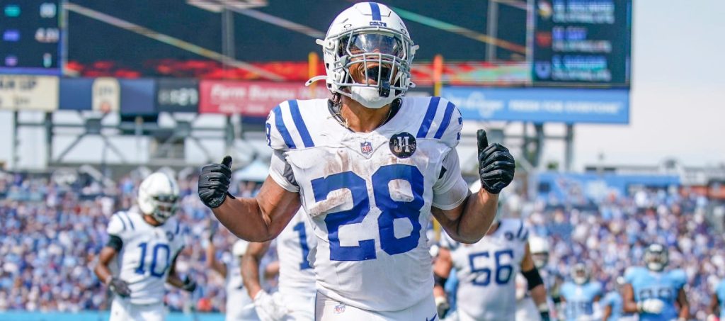 Fantasy Football Mock Draft: How to Approach Pick 1.06 (2026)