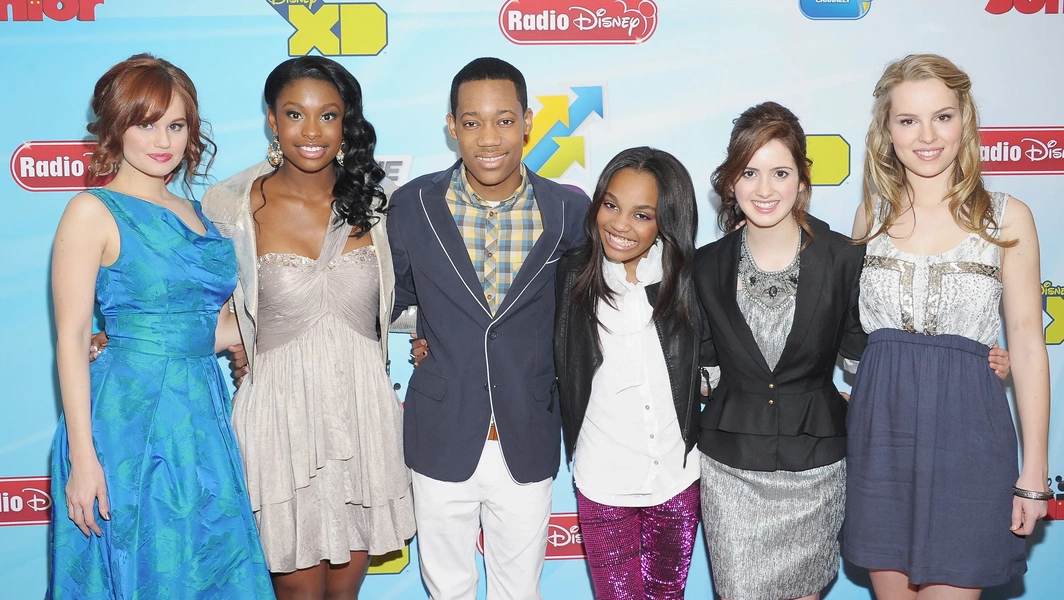 10-disney-channel-stars-who-defined-generations