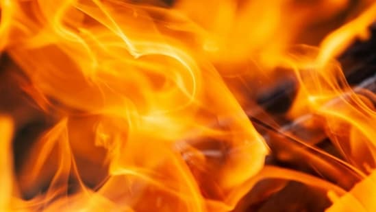 Spokane fire update: Over 300 acres wildfire, 12,000 evacuated; check ...