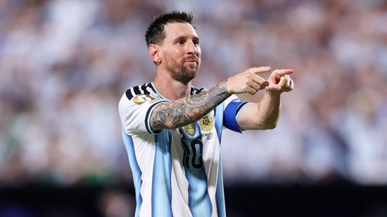Reason for Lionel Messi's tears revealed: Father's health battle leaves ...