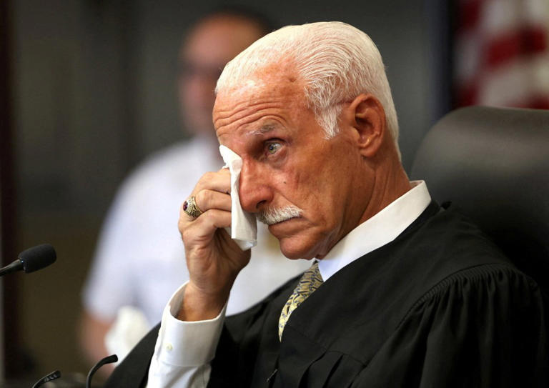 Furious judge puts Gilgo Beach killer in his place as he scolds ...