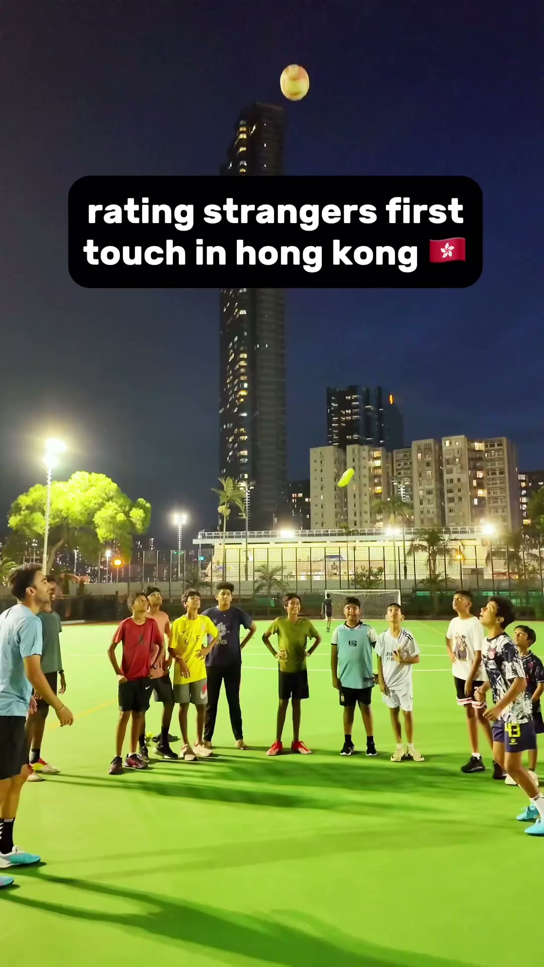 Rating strangers' first touch in Hong Kong!