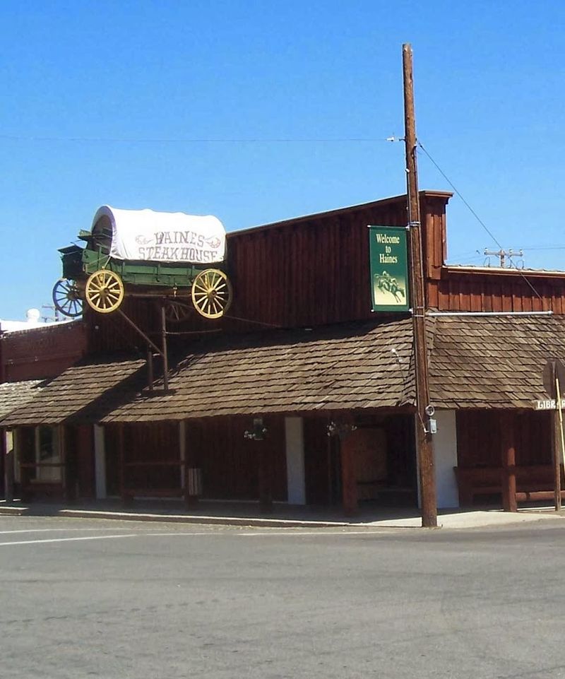 People travel across Oregon for the cheap prime rib at this tiny rural ...