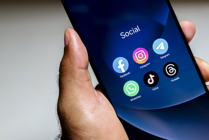 9 in 10 popular social apps collect browsing history, study finds