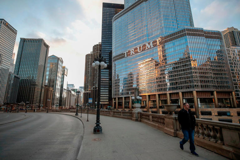 Petition to rename Trump Tower road after Obama racks up signatures