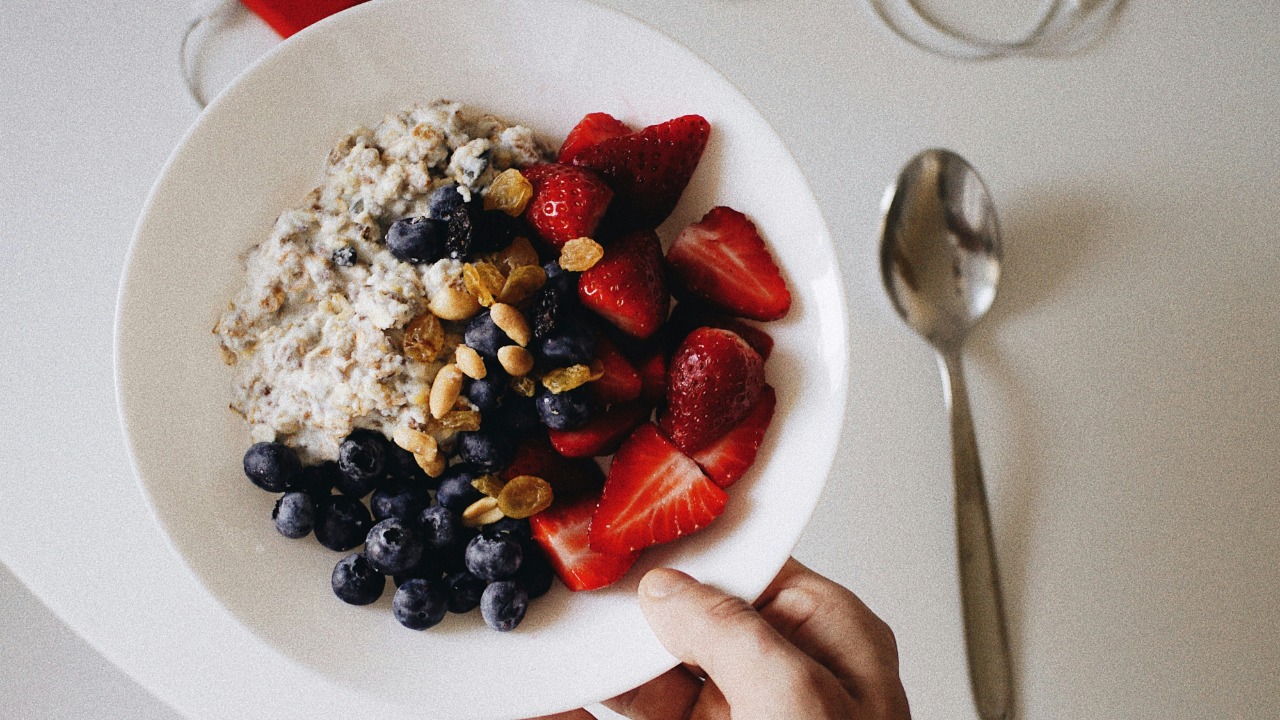 A Western diet let people absorb about 116 more calories a day than a ...