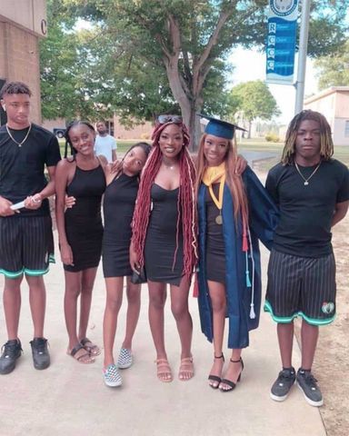 Mom of 6 Wanted to Give Her Kids a Better Life. So She Decided to Name Them After U.S. States Where She Saw Possibility