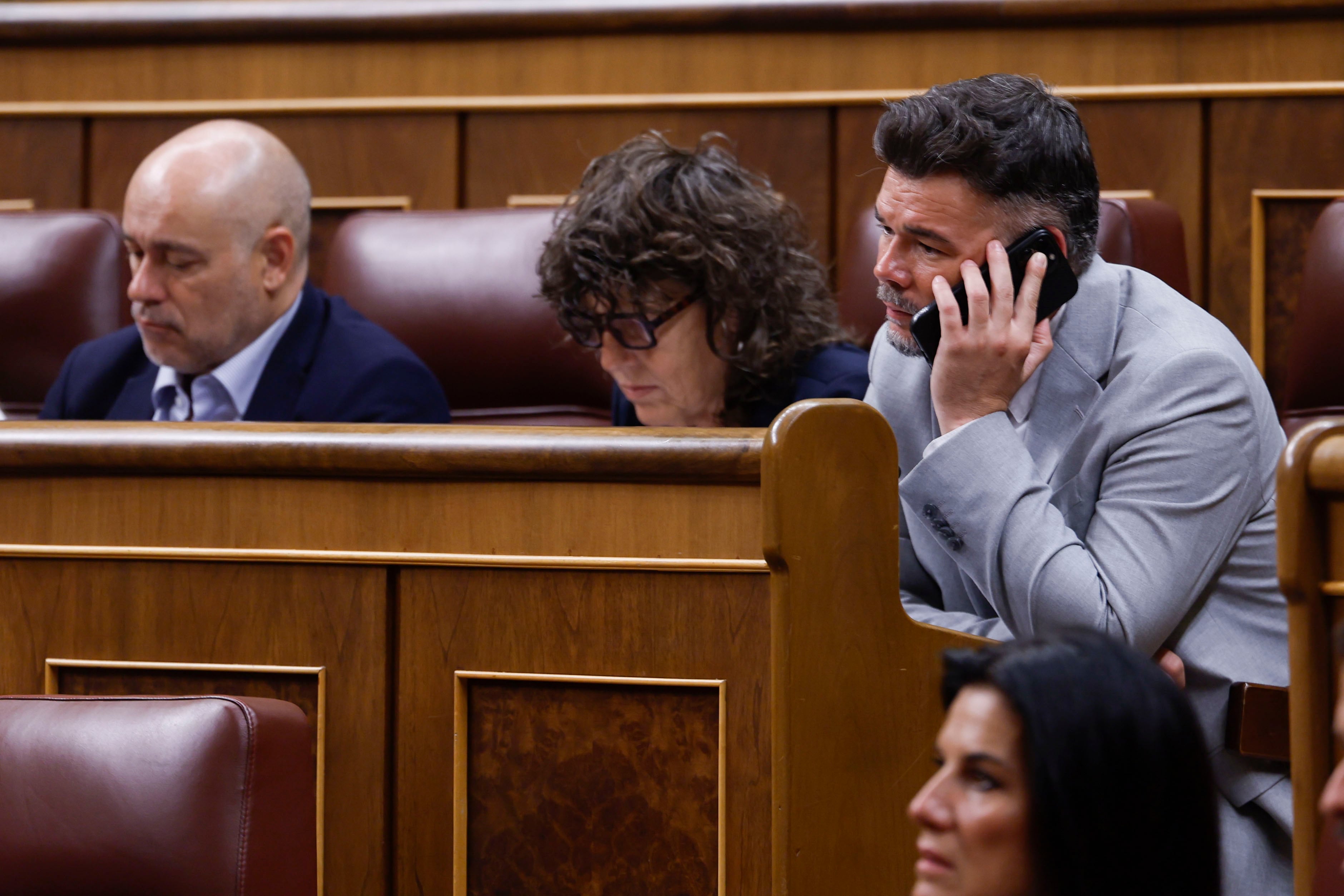 PP, Vox y Junts se alían para pedir elecciones ya en el debate de la ...