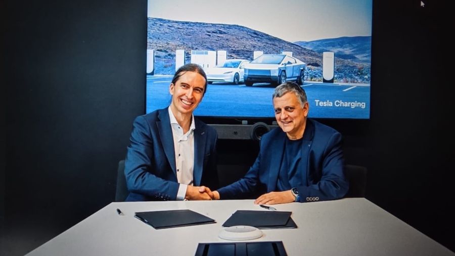 Alianza histórica: YPF y Tesla firman un acuerdo para desarrollar una ...