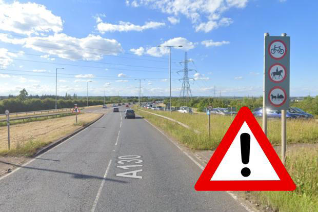 Major south Essex route closed after crash at roundabout