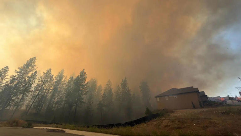 Spokane fire evacuation map latest update: Washington wildfire explodes ...