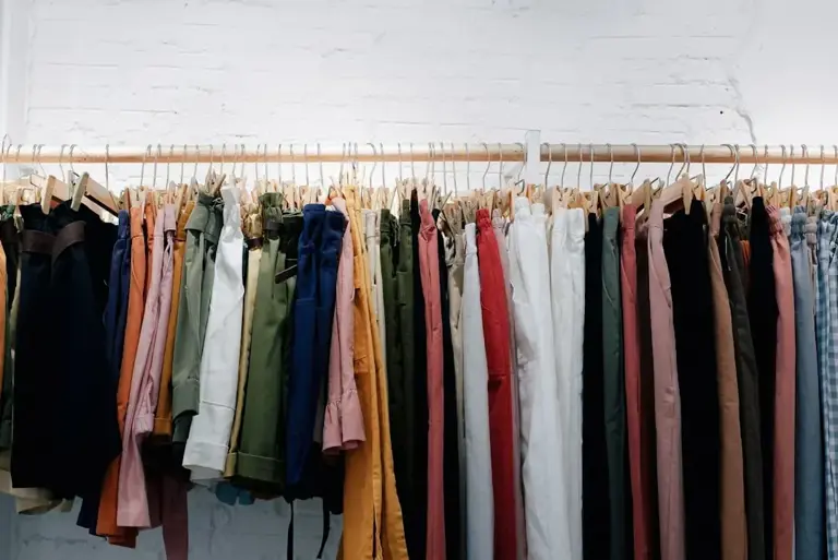 9 things people always wish they had left behind before moving ...